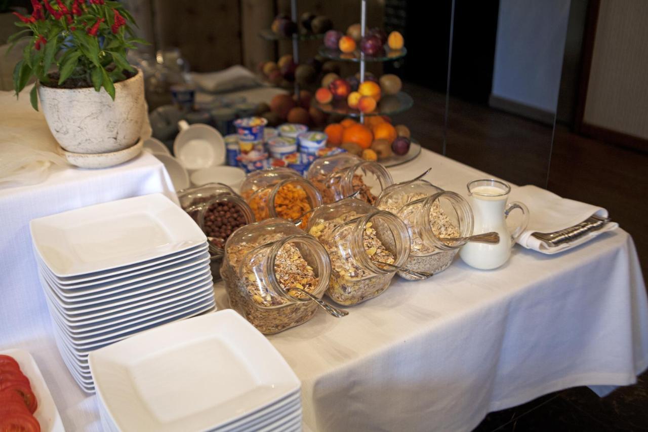M Hotel Sosnowiec Bagian luar foto