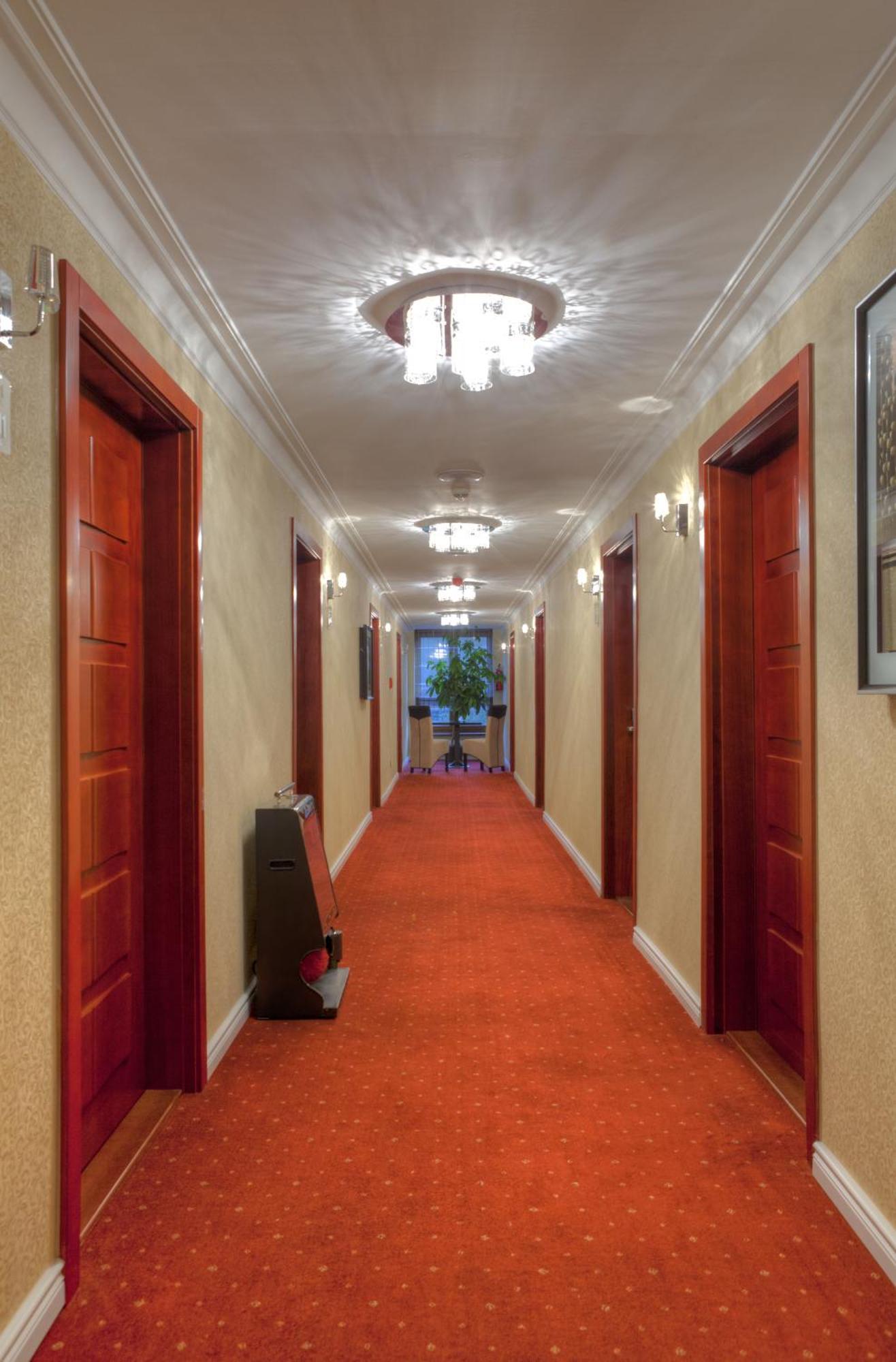 M Hotel Sosnowiec Bagian luar foto