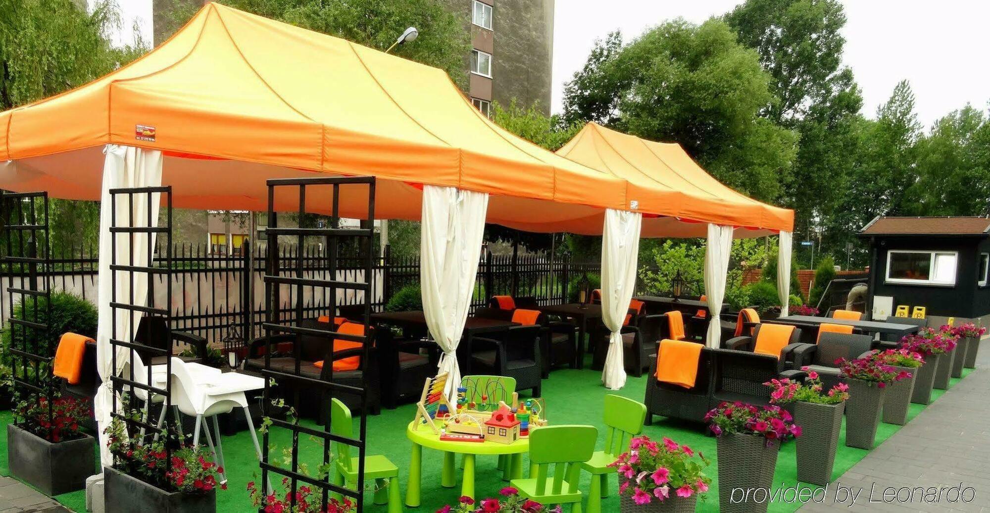 M Hotel Sosnowiec Bagian luar foto